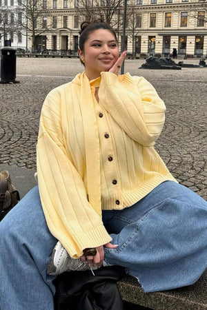 SERINA - Cardigan giallo in maglia a coste