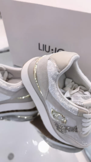 Scarpe sportive • Tessuto luminoso • Dettagli scintillanti ✨ — foto 3